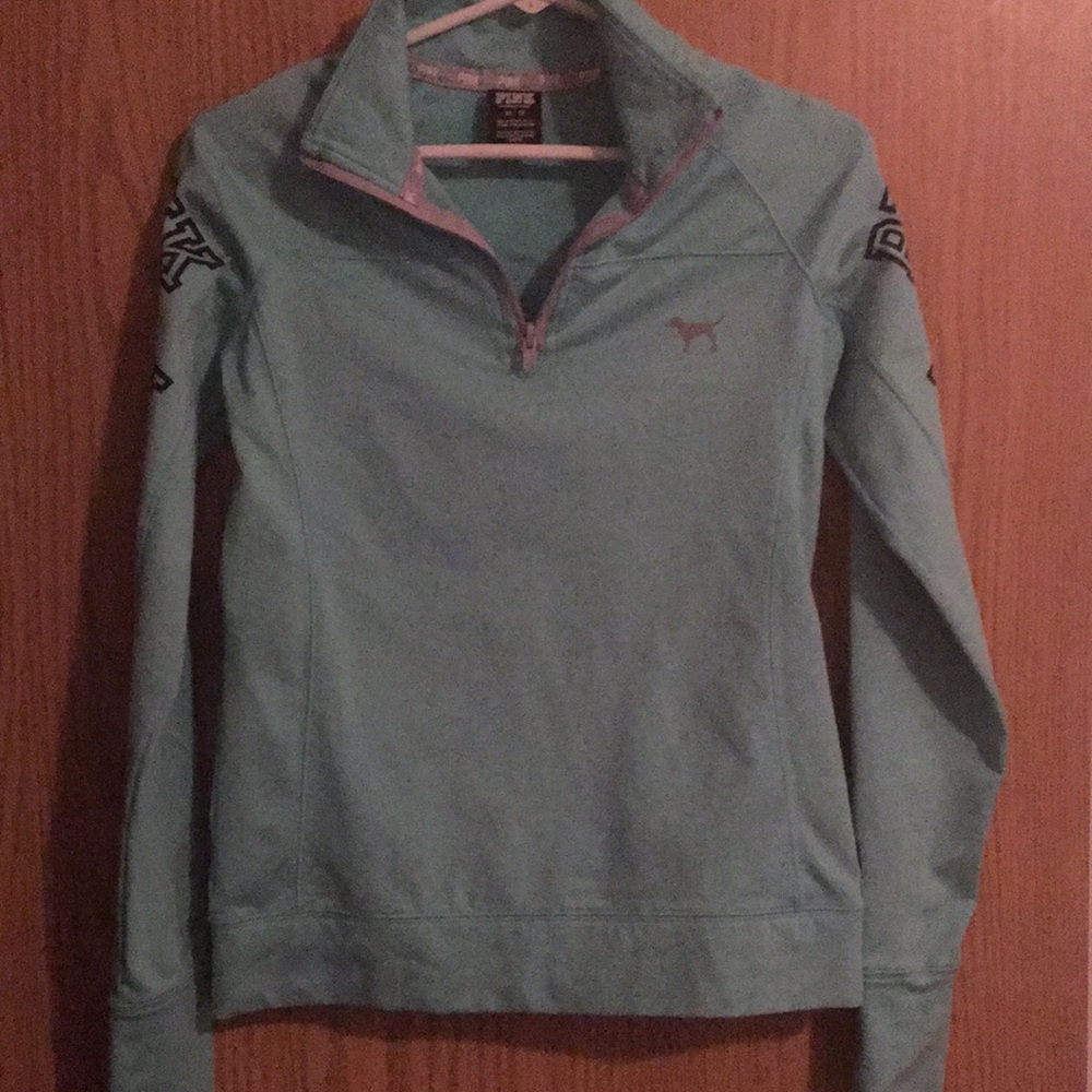 vS Pink Pullover